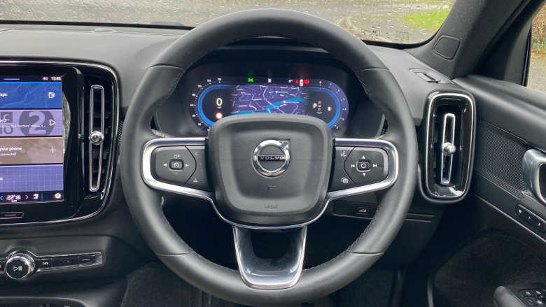 Volvo XC40 2.0 B4P Plus Dark 5dr Auto Petrol Estate